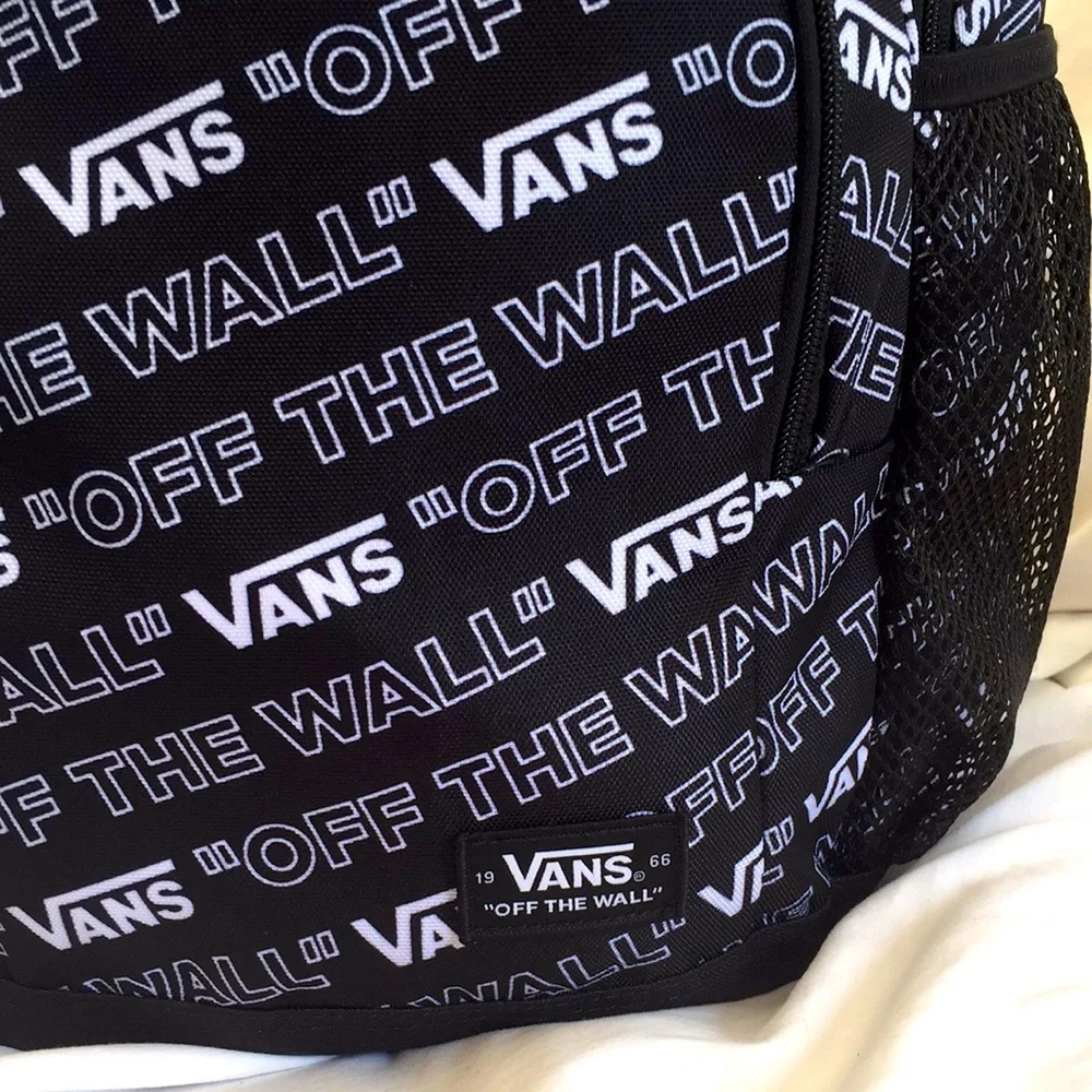 VANS OFF THE WALL LOGO UNISEX STUDENT BACKPACK